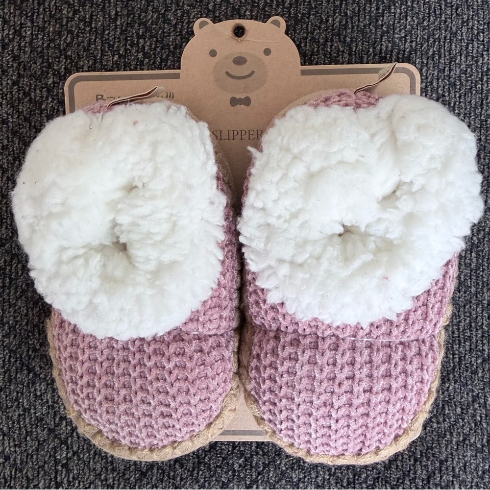 BearPaw girls purple and White Slippers size 9 -NWT